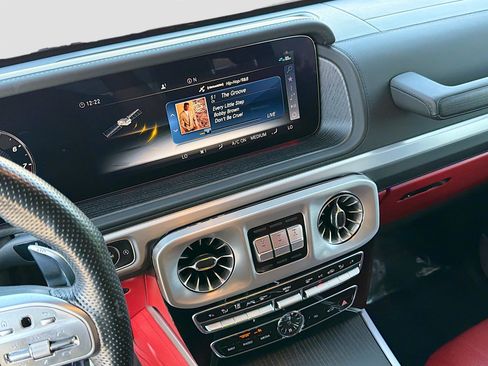 Used 2021 Mercedes-Benz G 63 AMG AMG G 63 image 27