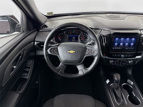 Used 2023 Chevrolet Traverse LT AWD/4WD image 22