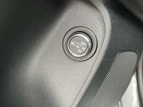 Used 2026 Buick Envista Preferred w/ Convenience I Package image 17