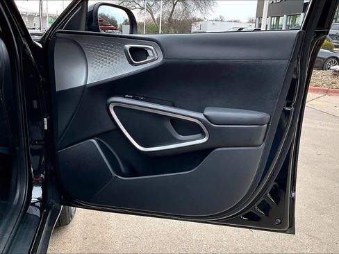 Used 2024 Kia Soul LX w/ Option Group 015 image 21