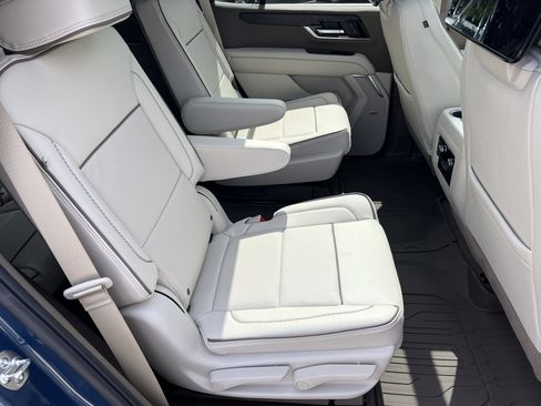 New 2026 GMC Yukon Denali AWD/4WD image 21