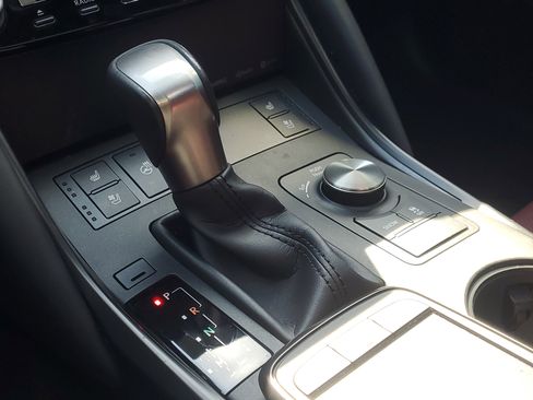 Certified 2023 Lexus IS 300 w/ Comfort Package image 29