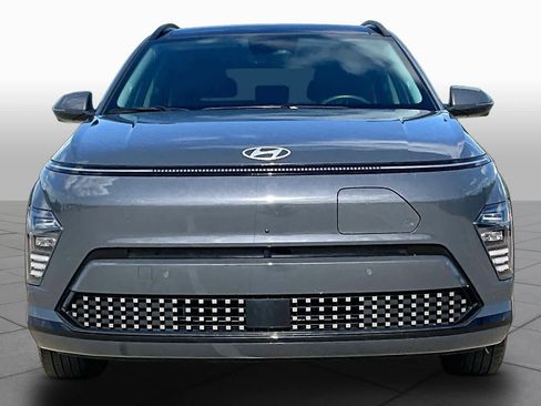 Used 2024 Hyundai Kona Limited image 3