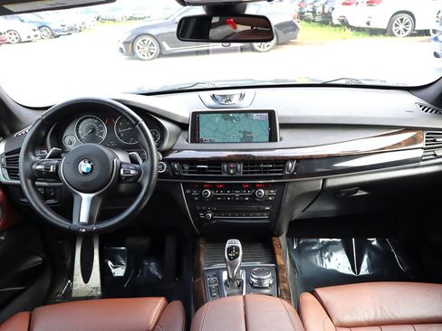 Used 2016 BMW X5 xDrive50i AWD/4WD image 12