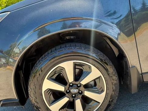 Used 2018 Subaru Forester 2.5i Premium AWD/4WD image 10