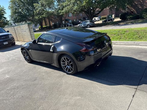 Used 2014 Nissan 370Z Touring w/ Sport Package RWD image 8