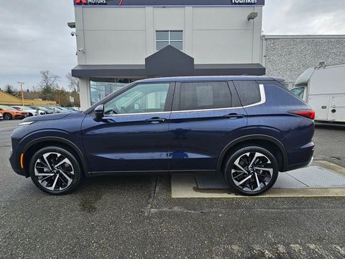 Used 2024 Mitsubishi Outlander SE AWD/4WD image 8