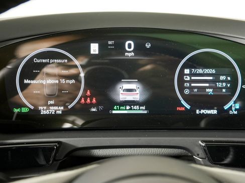 Certified 2024 Porsche Cayenne Turbo AWD/4WD image 29