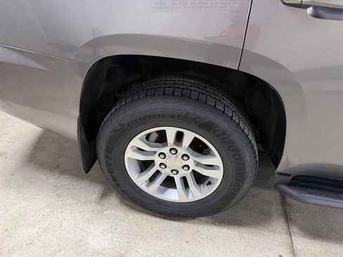 Used 2017 Chevrolet Tahoe LT AWD/4WD image 8