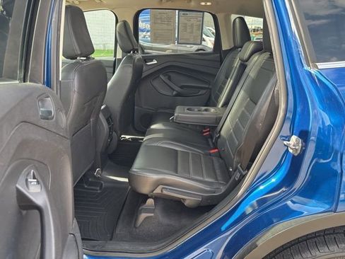 Used 2019 Ford Escape Titanium FWD image 15