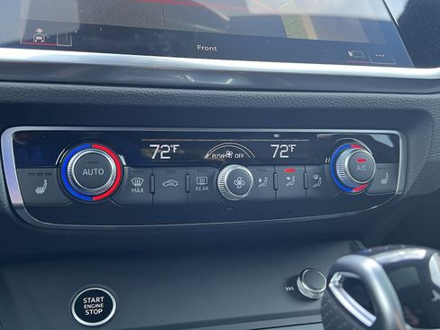 Certified 2025 Audi Q3 2.0T Premium Plus image 32