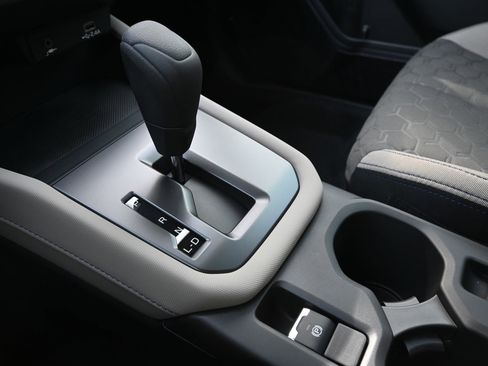 Certified 2025 Subaru Forester image 26