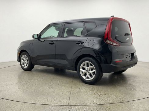Used 2025 Kia Soul LX w/ LX Technology Package FWD image 6