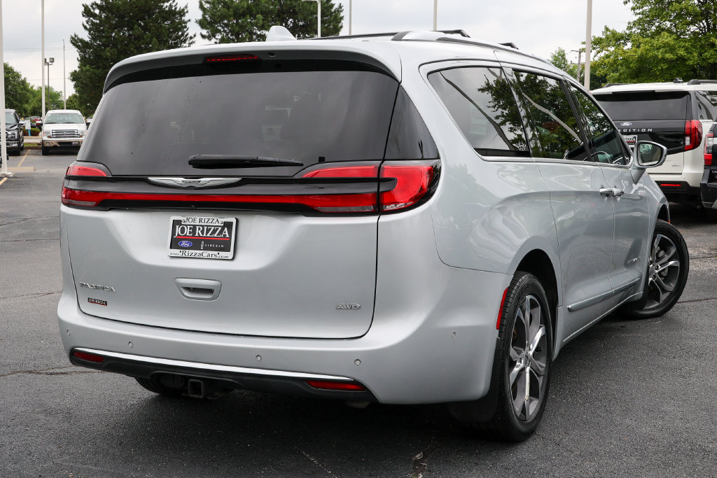 Used 2022 Chrysler Pacifica Pinnacle AWD/4WD image 24