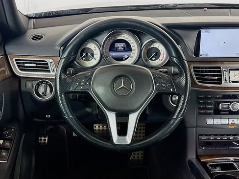 Used 2014 Mercedes-Benz E 350 Sedan image 18