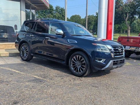 Used 2023 Nissan Armada Platinum w/ Captain's Chairs Package AWD/4WD image 11