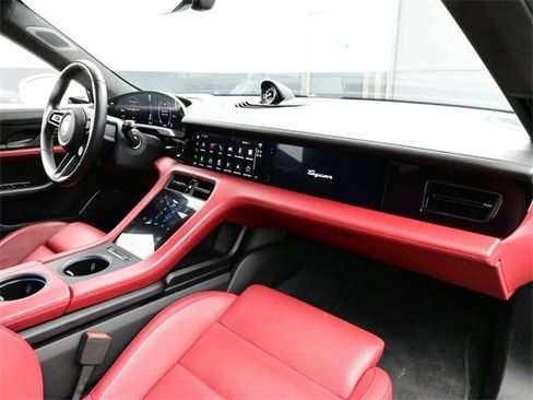 Used 2020 Porsche Taycan Turbo S image 18