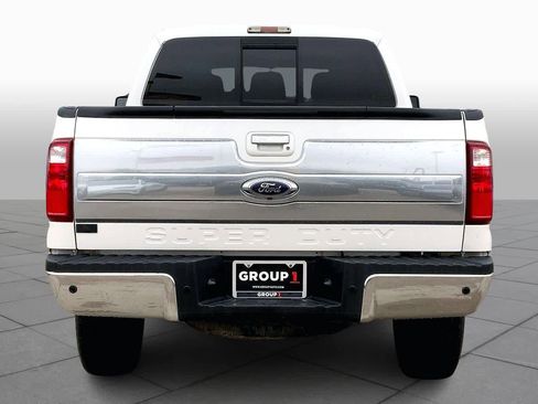 Used 2015 Ford F250 Platinum w/ FX4 Off-Road Package image 4