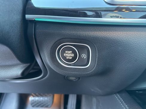 Used 2020 Mercedes-Benz GLE 350 4MATIC image 28