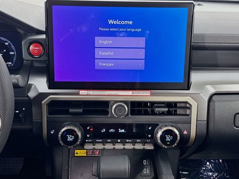 Used 2025 Toyota Tacoma TRD Off-Road w/ TRD Off Road Premium Package image 38