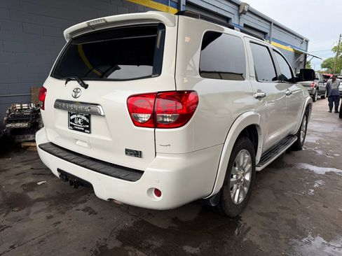 Used 2011 Toyota Sequoia Platinum RWD image 7