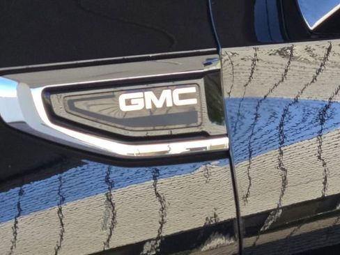 Used 2021 GMC Yukon SLT w/ SLT Premium Package RWD image 14