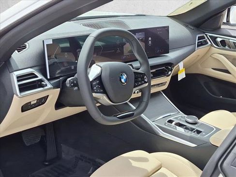New 2026 BMW 430i RWD image 3