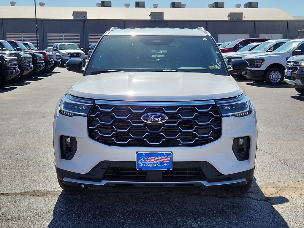 New 2026 Ford Explorer Platinum RWD image 3