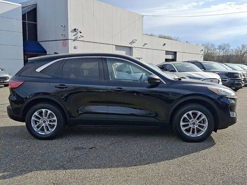 Certified 2022 Ford Escape SE AWD/4WD image 5
