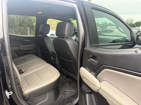 Used 2025 Chevrolet Colorado ZR2 w/ Technology Package AWD/4WD image 47