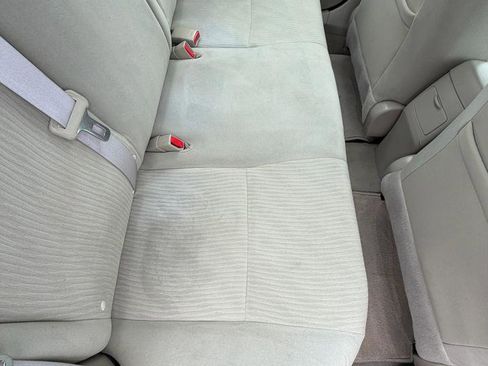Used 2010 Toyota Corolla L FWD image 16