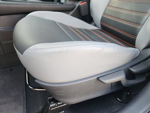 Used 2024 Nissan Kicks SR w/ SR Premium Package FWD image 22