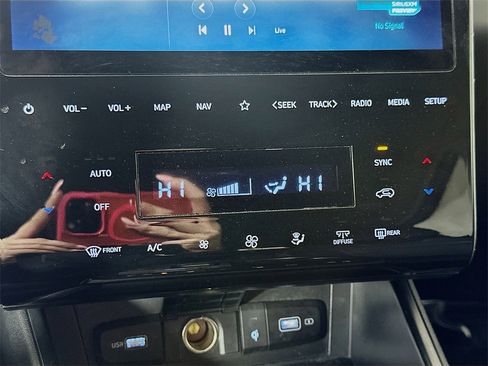 Used 2024 Hyundai Tucson Limited image 26