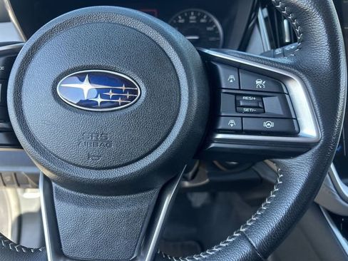 Used 2025 Subaru Outback Premium AWD/4WD image 25