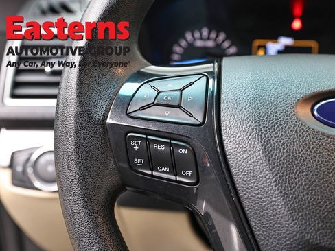 Used 2016 Ford Explorer FWD image 15