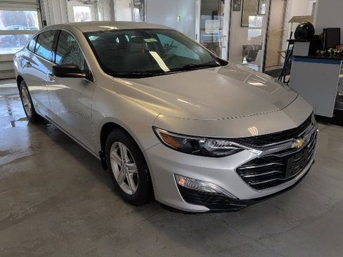 Used 2022 Chevrolet Malibu LS image 7