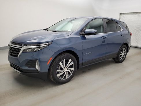 Used 2024 Chevrolet Equinox LT w/ LPO, Floor Liner Package image 2