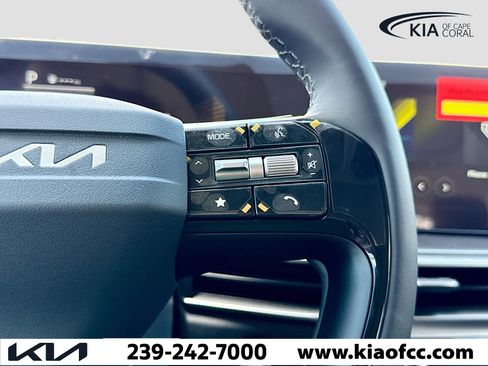 New 2026 Kia Sorento S w/ S Panoramic Sunroof Package FWD image 37