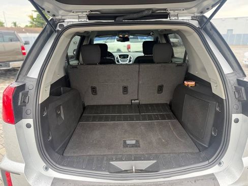 Used 2017 GMC Terrain SLE FWD image 7