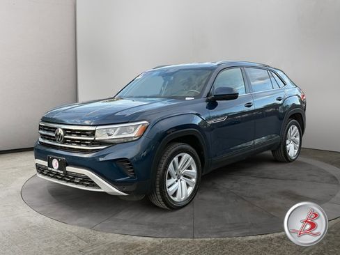 Used 2020 Volkswagen Atlas Cross Sport SE AWD/4WD image 3