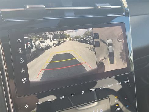 Used 2022 Hyundai Santa Cruz Limited image 36