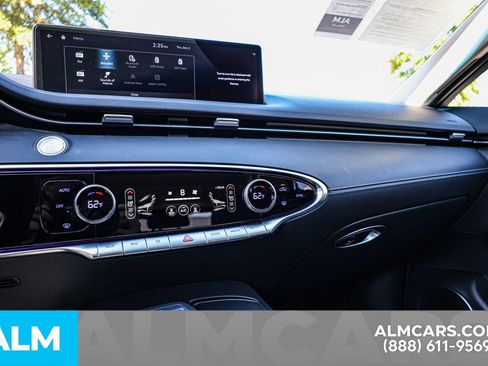 Used 2024 Genesis Electrified GV70 Advanced image 37