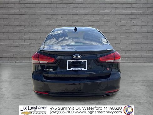 Used 2018 Kia Forte S FWD image 4