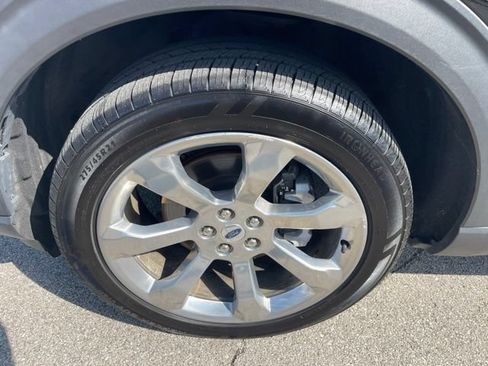 Used 2020 Ford Explorer Platinum w/ Premium Technology Package AWD/4WD image 36