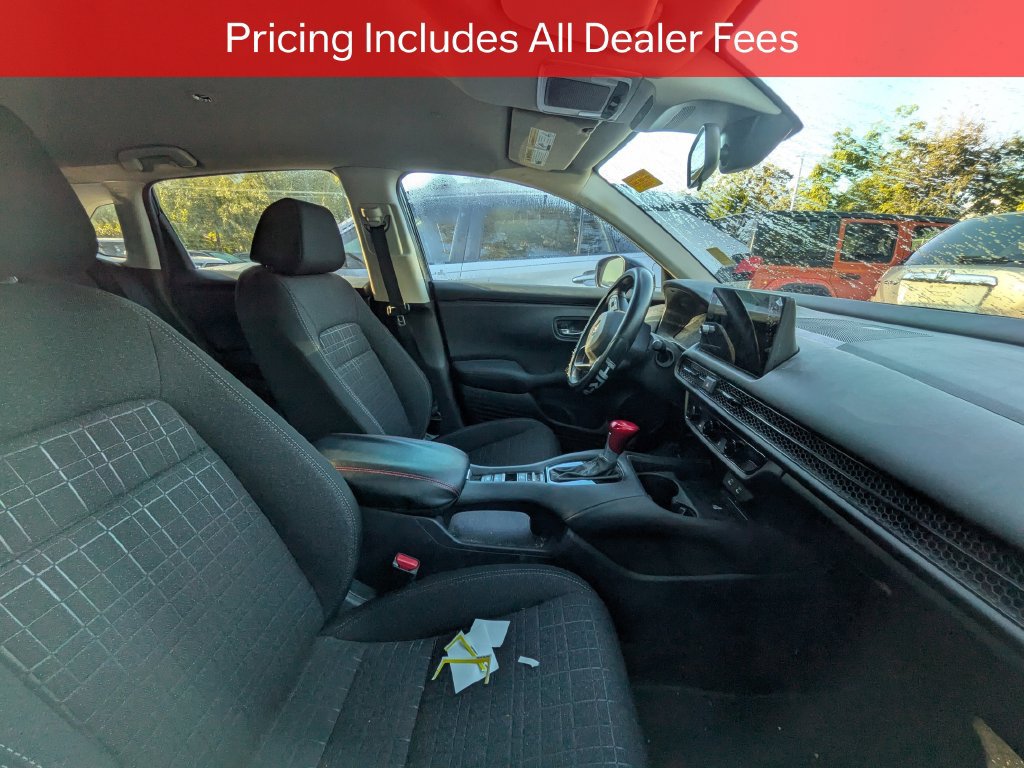 Used 2026 Honda HR-V LX image 9