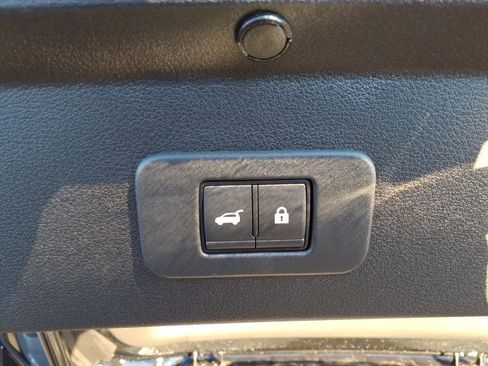 New 2026 Nissan Leaf Platinum+ image 31