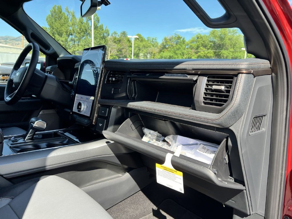 Used 2023 Ford F150 Lightning Lariat AWD/4WD image 25
