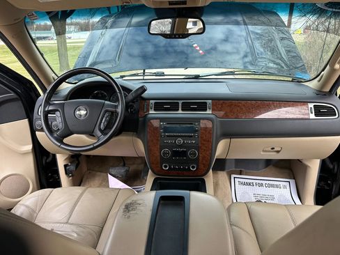 Used 2007 Chevrolet Avalanche LTZ w/ LTZ Preferred Equipment Group AWD/4WD image 15