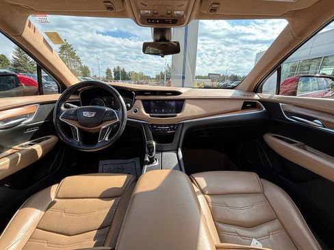 Used 2018 Cadillac XT5 Platinum AWD/4WD image 20