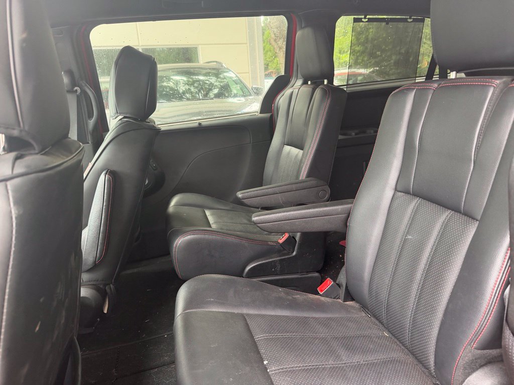 Used 2013 Dodge Grand Caravan R/T w/ Safety Sphere Group FWD image 14